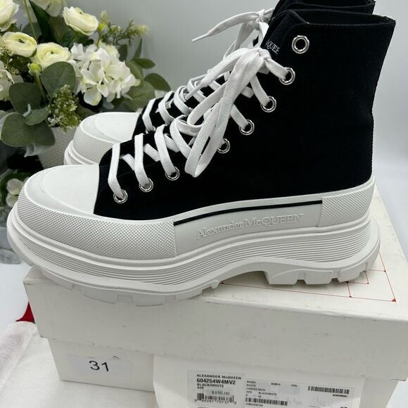 Men’s Alexander McQueen tread slick sneakers, size 44 made in Italy - Picture 10 of 11